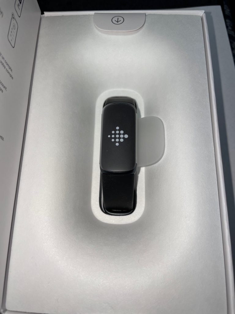 手軽に使える健康管理トラッカー「Fitbit luxe」