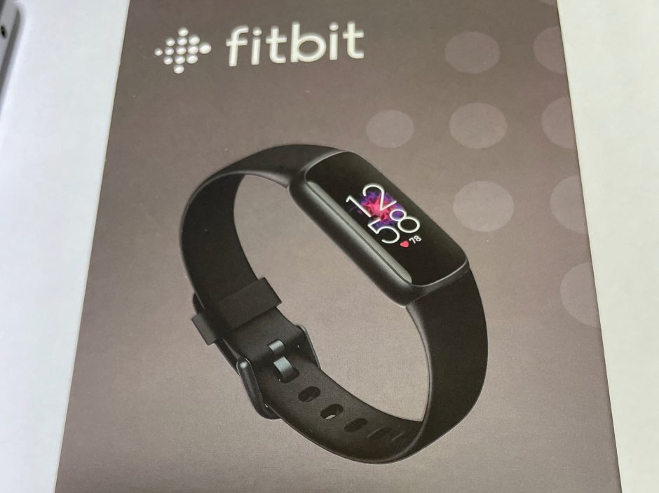 手軽に使える健康管理トラッカー「Fitbit luxe」